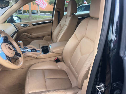 2016 Porsche Cayenne