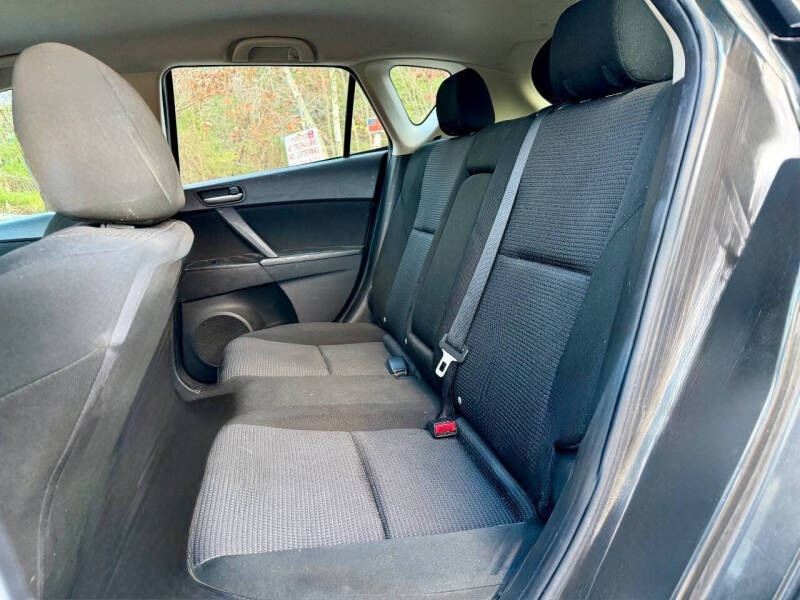 2013 Mazda MAZDA3 i Touring