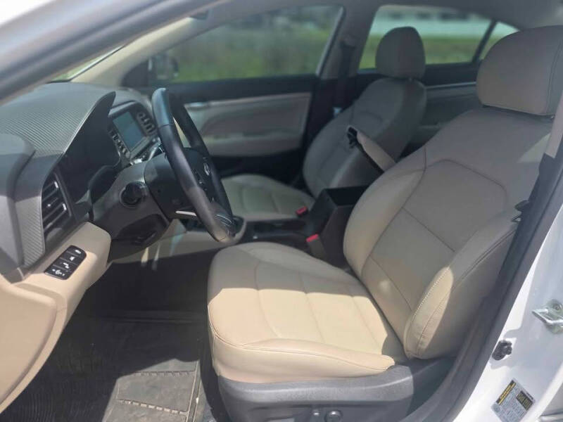 2020 Hyundai Elantra
