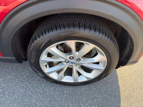 2023 Ford Explorer Platinum