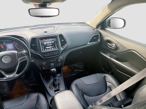 2021 Jeep Cherokee Latitude Lux
