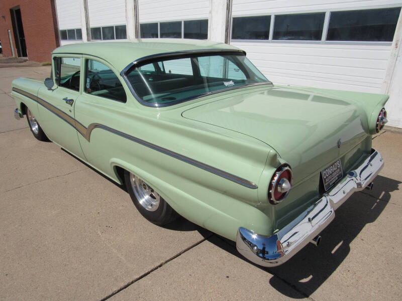 1957 Ford Fairlane