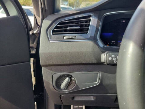 2023 Volkswagen Tiguan SE R-Line Black