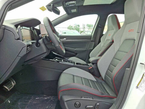 2025 Volkswagen Golf GTI Autobahn