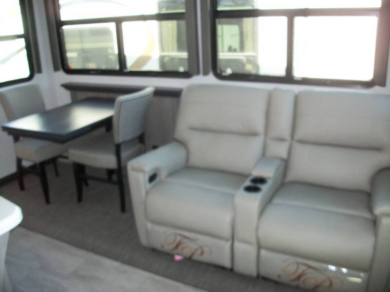 2023 Keystone RV Montana 3231CK