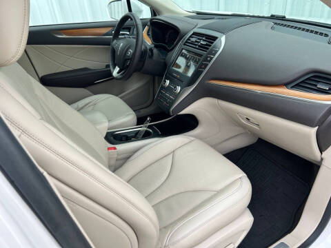 2017 Lincoln MKC Select