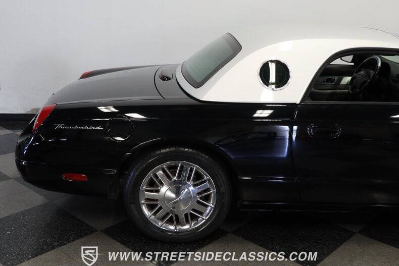 2002 Ford Thunderbird Neiman Marcus Edition