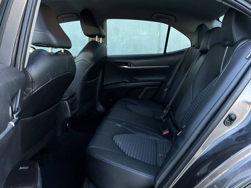 2022 Toyota Camry SE