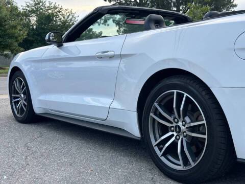 2017 Ford Mustang EcoBoost Premium