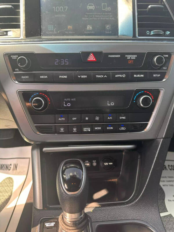 2017 Hyundai Sonata Hybrid SE