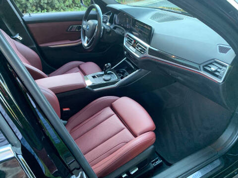 2022 BMW 3 Series 330e