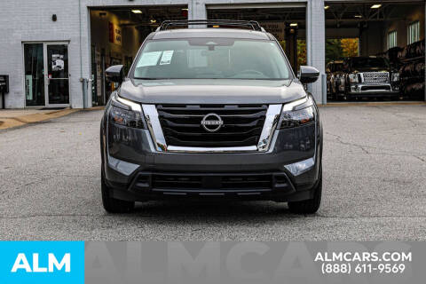 2024 Nissan Pathfinder SV