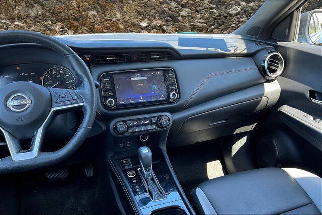 2023 Nissan Kicks SR