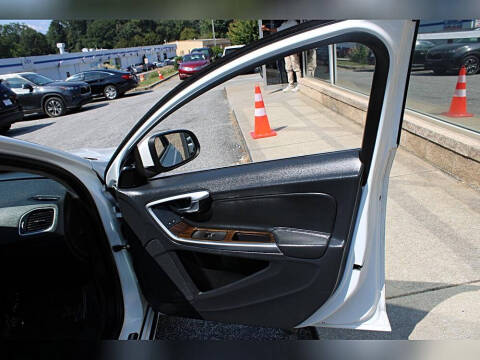 2017 Volvo V60 T5 Premier