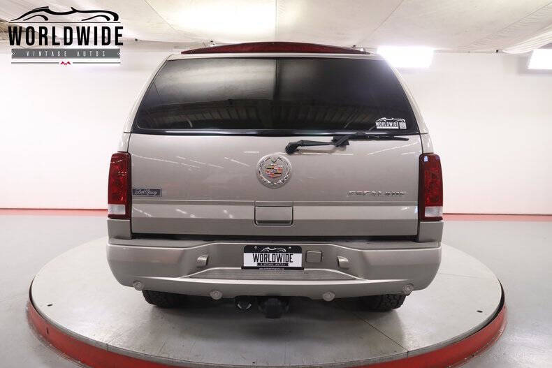 2003 Cadillac Escalade