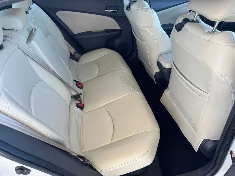 2016 Toyota Prius Two