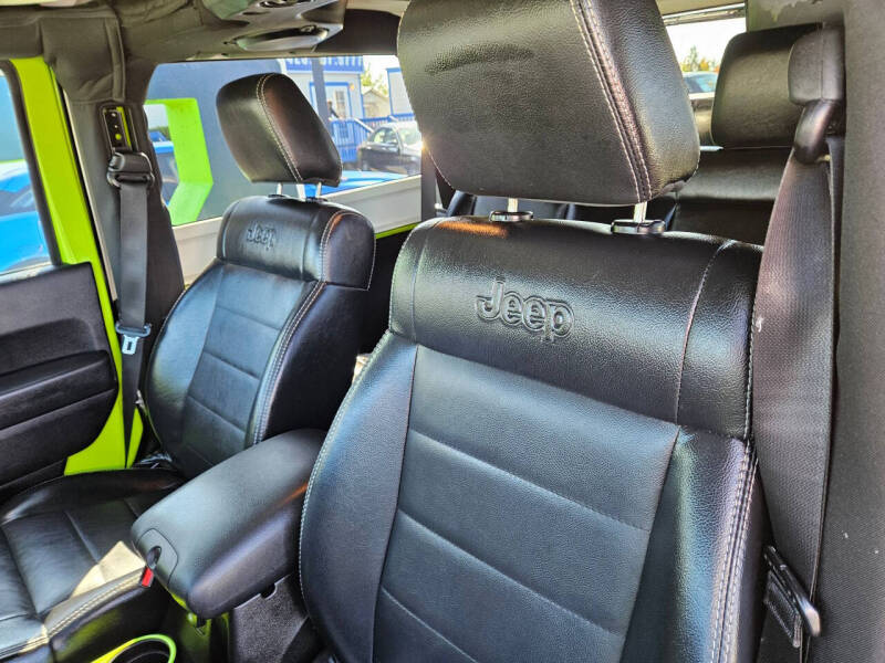 2012 Jeep Wrangler Sahara