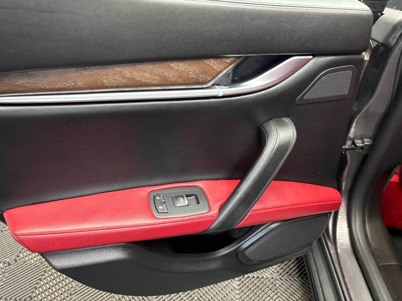 2018 Maserati Ghibli S