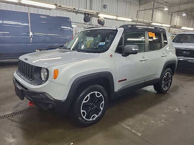 2016 Jeep Renegade Trailhawk