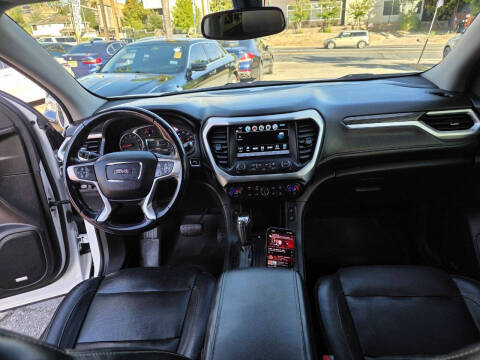 2019 GMC Acadia SLT-1