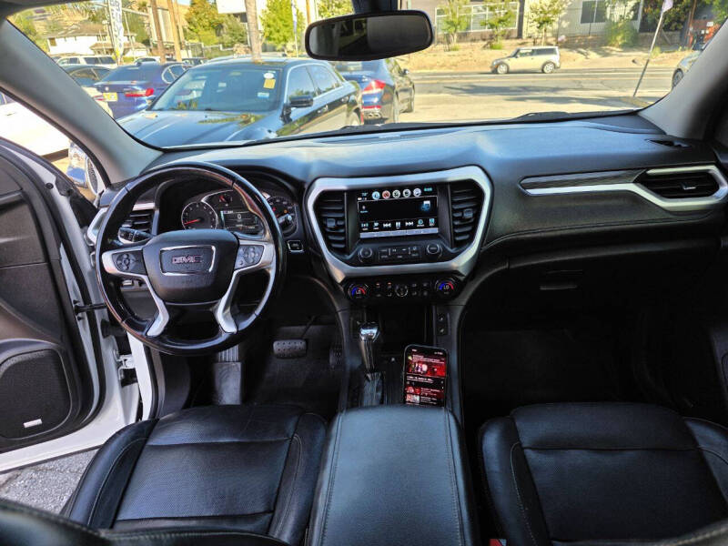 2019 GMC Acadia SLT-1