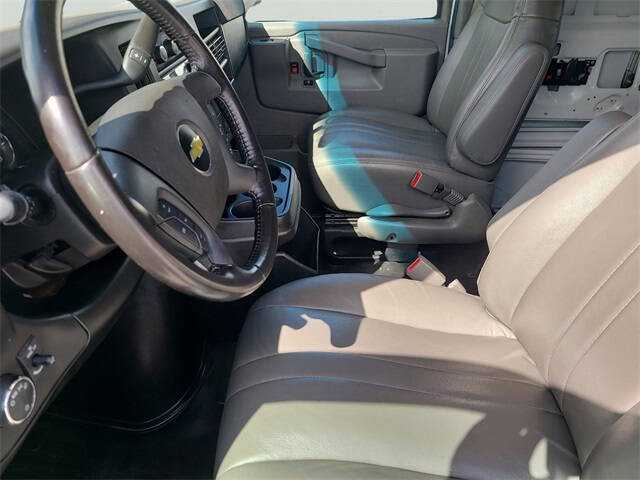 2021 Chevrolet Express 2500