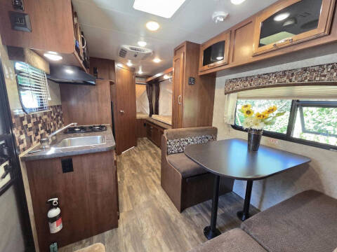 2017 Jayco Jay Feather