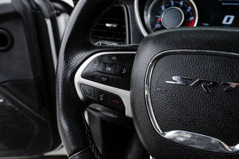 2015 Dodge Challenger SRT 392