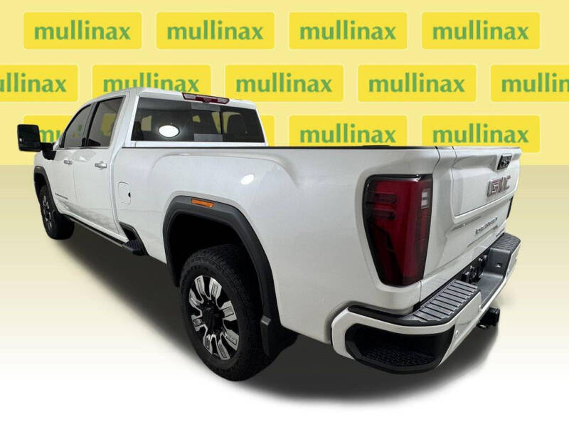 2025 GMC Sierra 3500HD