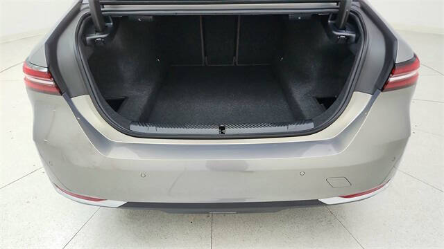 2025 BMW 5 Series 530i xDrive