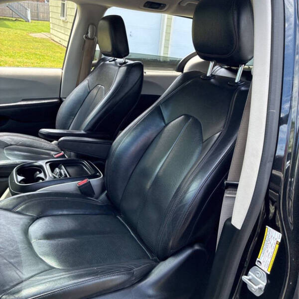 2019 Chrysler Pacifica Touring L
