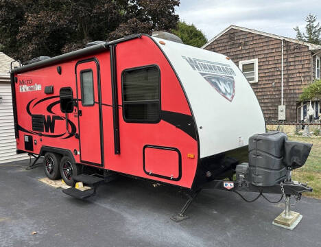 2017 Winnebago Micro Minnie for sale at Zoom Classic Cars, LLC in Lake Hiawatha NJ