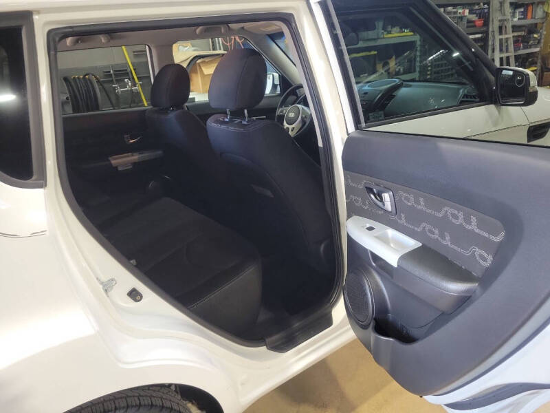 2012 Kia Soul +