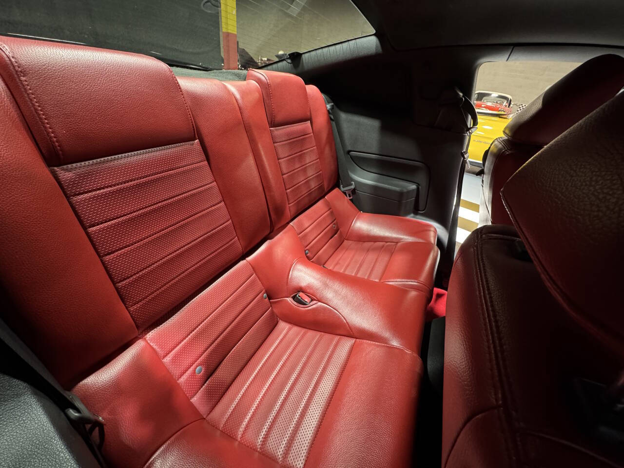 2008 Ford Mustang 4