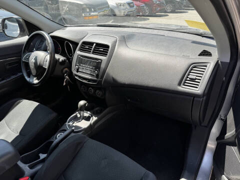 2015 Mitsubishi Outlander Sport ES