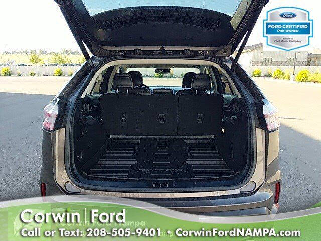 2019 Ford Edge Titanium