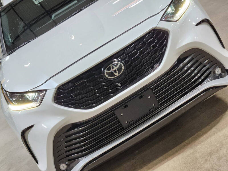 2022 Toyota Highlander XSE