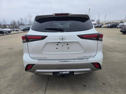 2026 Toyota Highlander Platinum