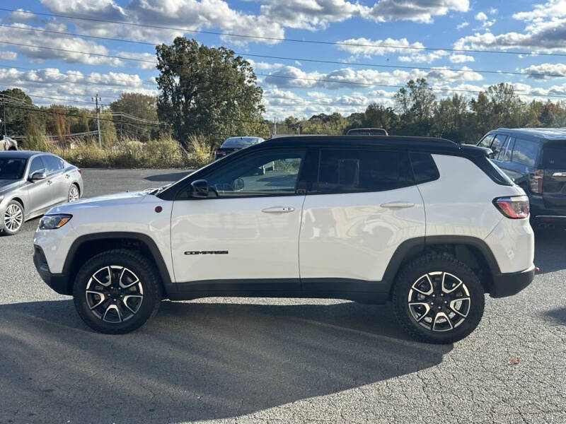 2024 Jeep Compass Trailhawk