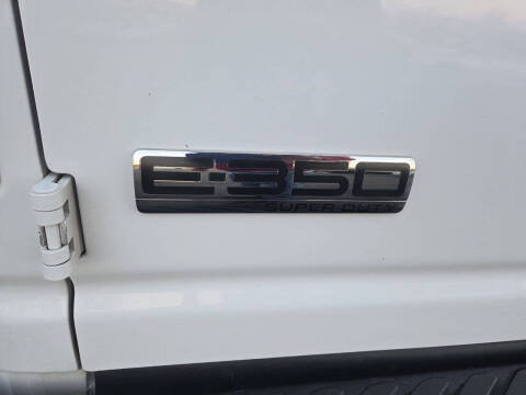 2013 Ford E-Series E-350 SD