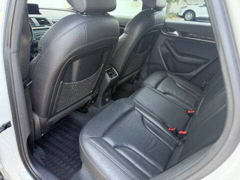 2018 Audi Q3 2.0T quattro Premium Plus