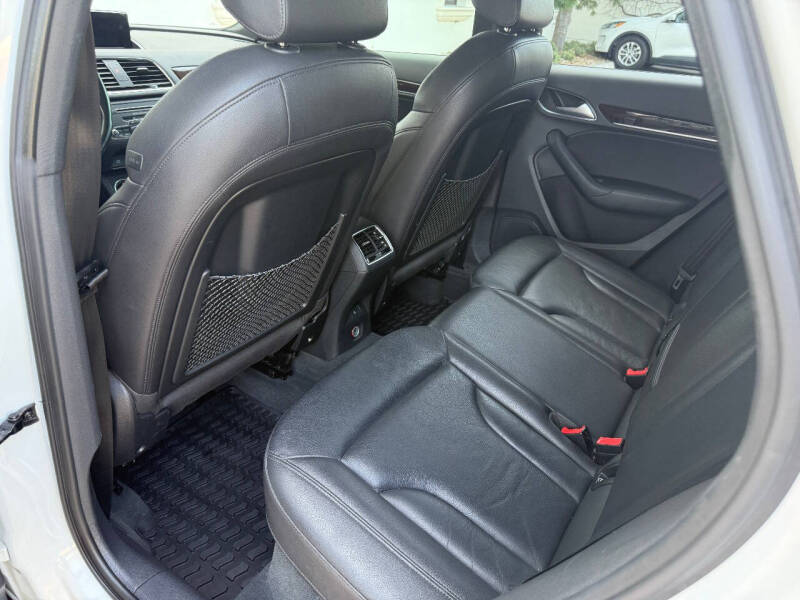 2018 Audi Q3 2.0T quattro Premium Plus