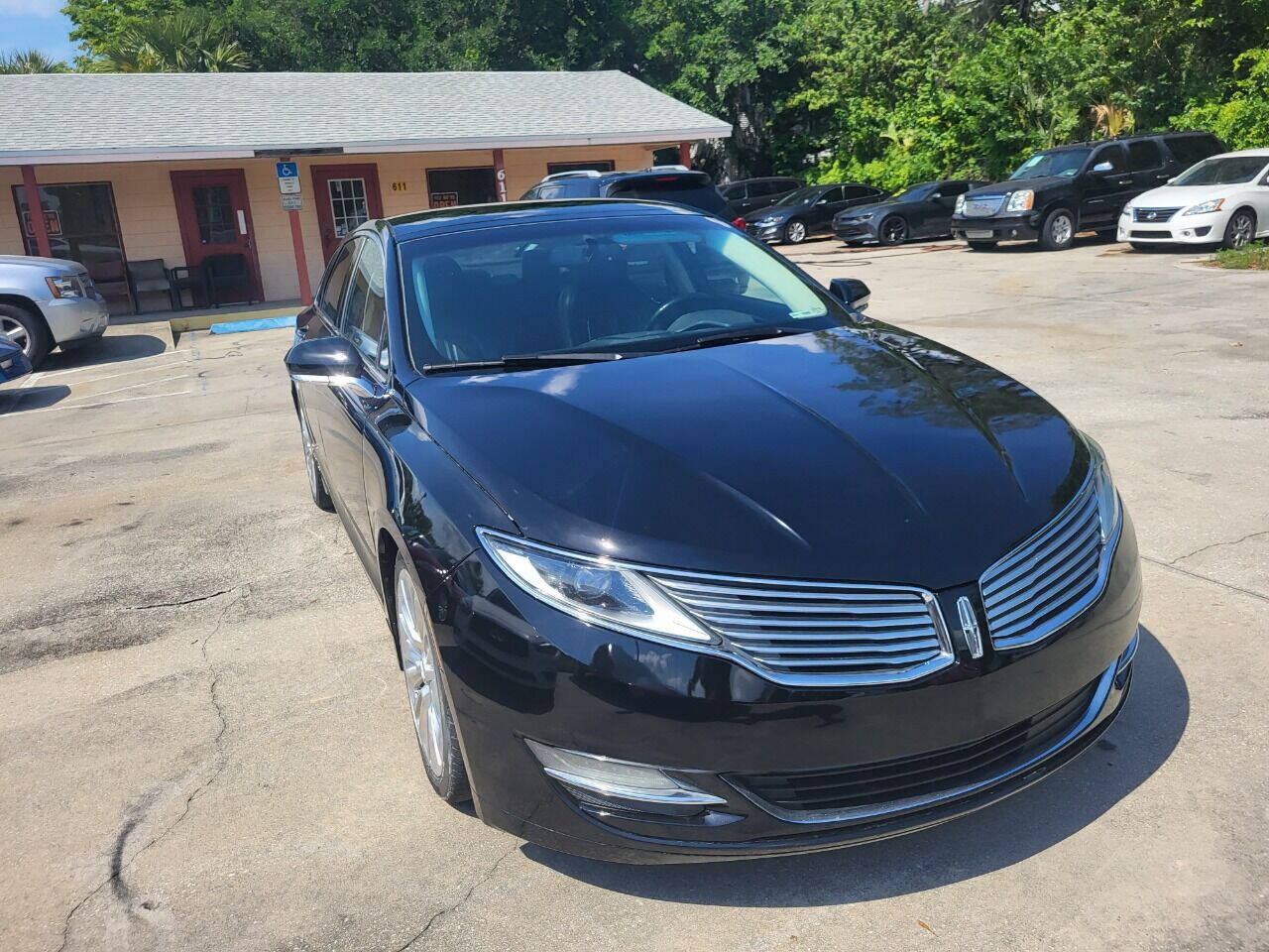 2016 Lincoln MKZ for sale at FAMILY AUTO BROKERS in Longwood, FL