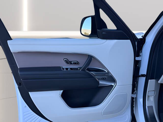 2023 Land Rover Range Rover P400 SE