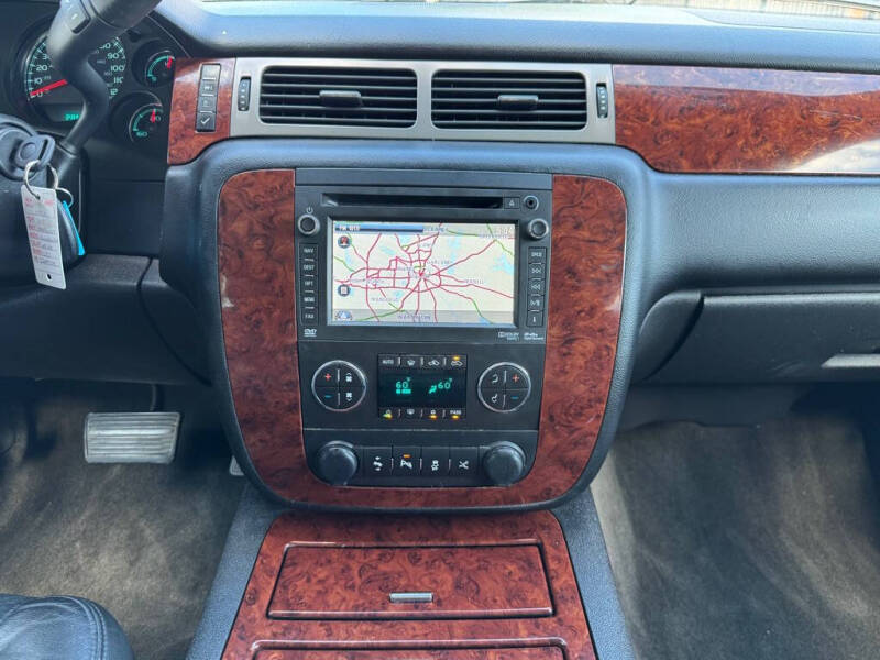 2012 Chevrolet Avalanche LTZ