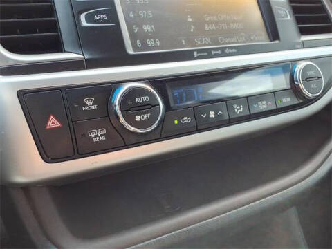 2019 Toyota Highlander LE Plus