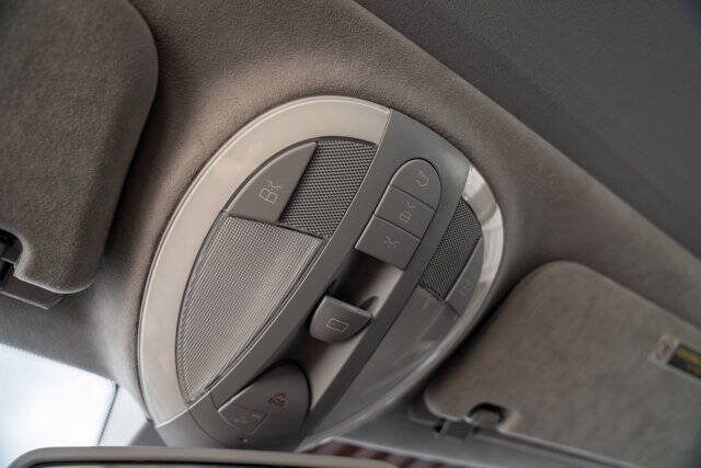 2004 Mercedes-Benz E-Class 29