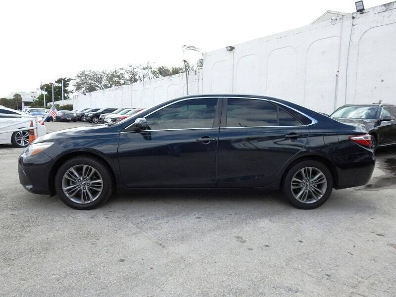 2017 Toyota Camry  - $14,900