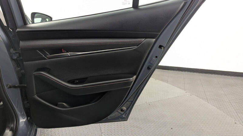 2024 Mazda Mazda3 Sedan 2.5 S Carbon Edition