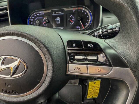 2023 Hyundai Santa Cruz SE